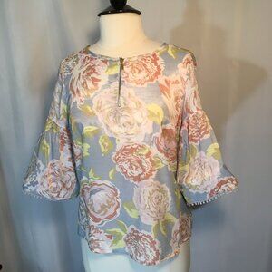 Ladies Casual Top by Harve Benard             FREE SHIPPING